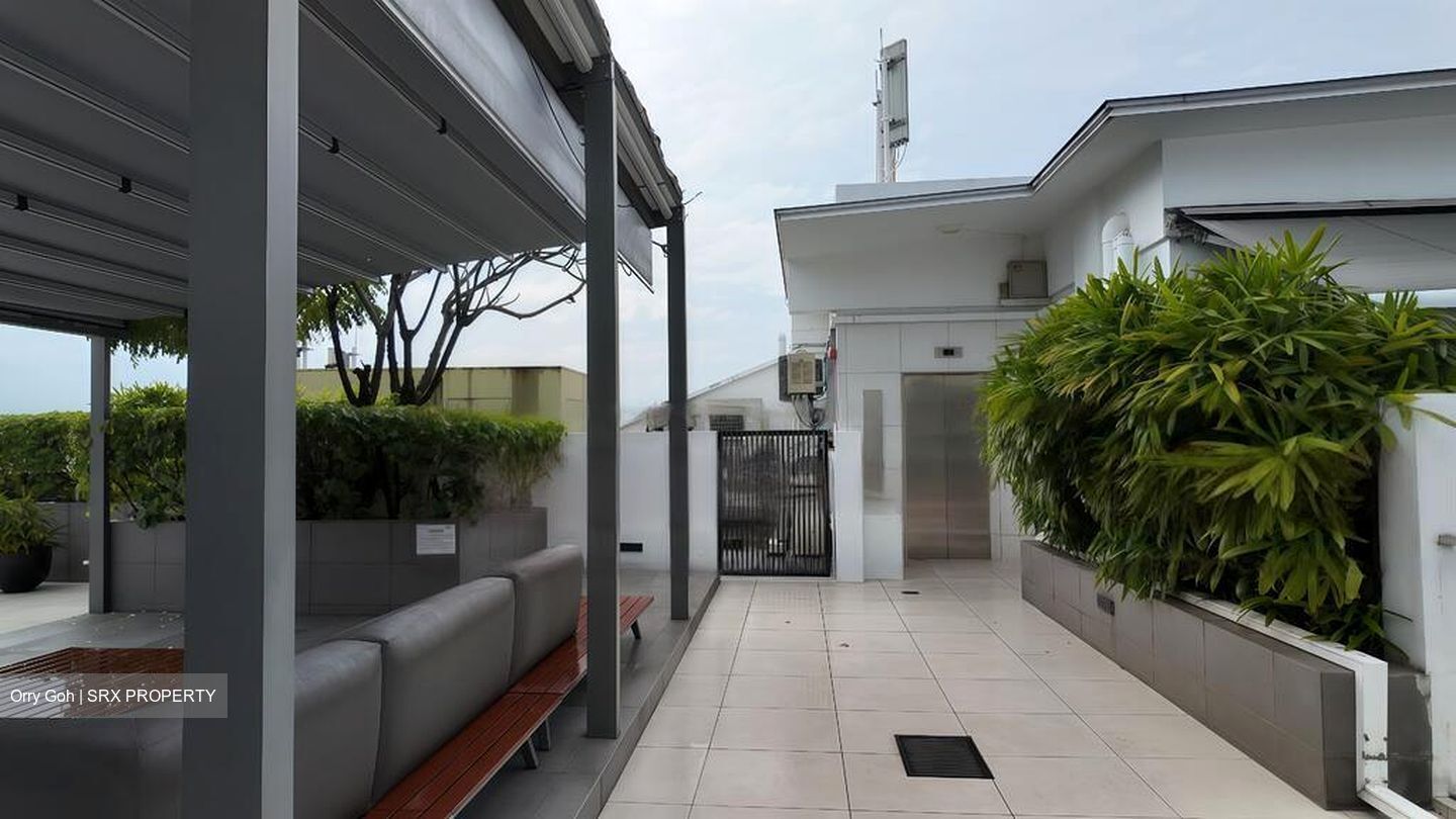 Joo Chiat Road (D15), Office #614485901